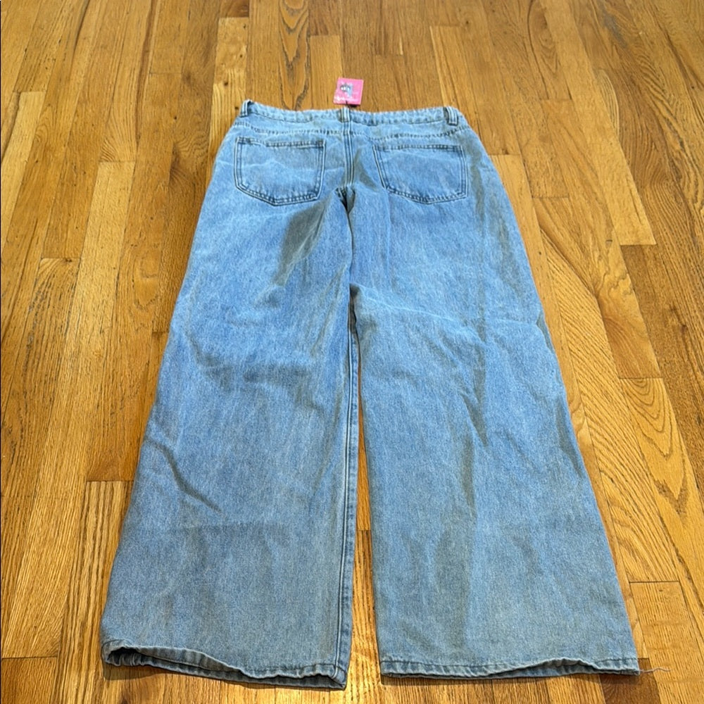 NWT Edikted Blue Denim Jeans With Rips On Knees Women’s Small