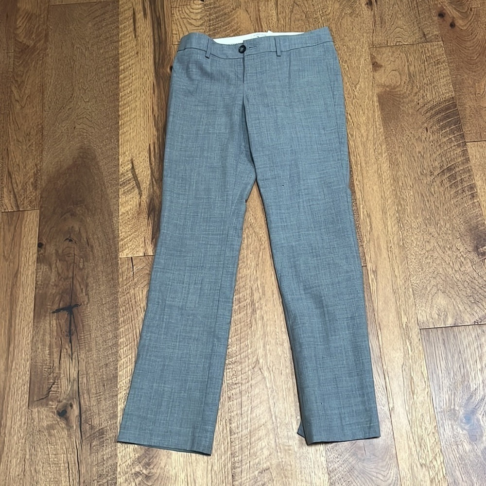NWT Banana Republic Women’s The Logan Fit Stretch Grey Trousers Size 4