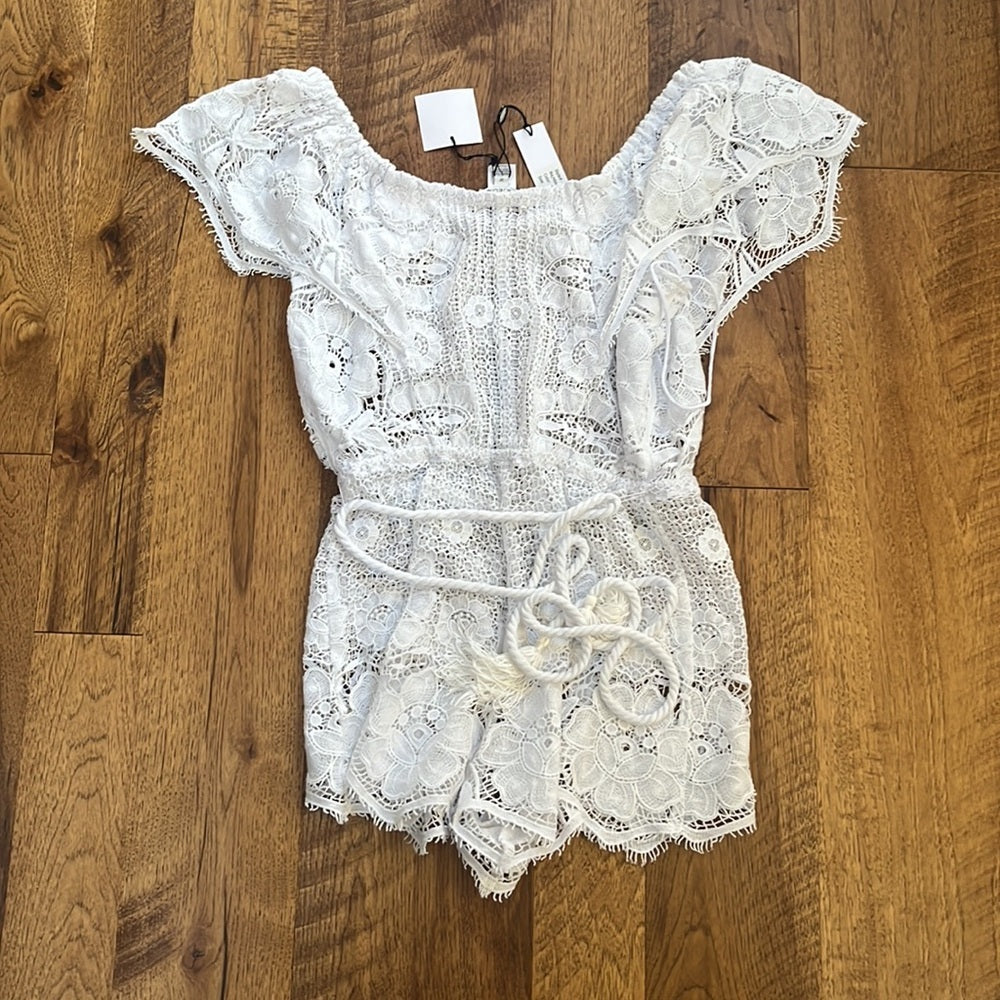 NWT Miguelina Woman’s White Hibiscus Lace Romper Size M