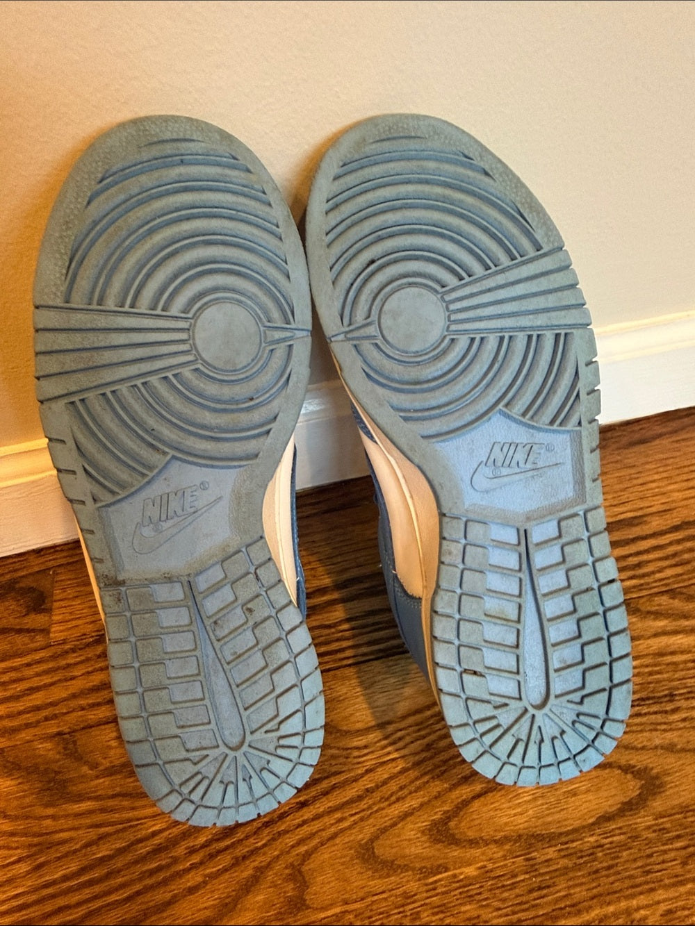 Nike Kids Low-Top Sneakers in Light Blue and White Size 7.5