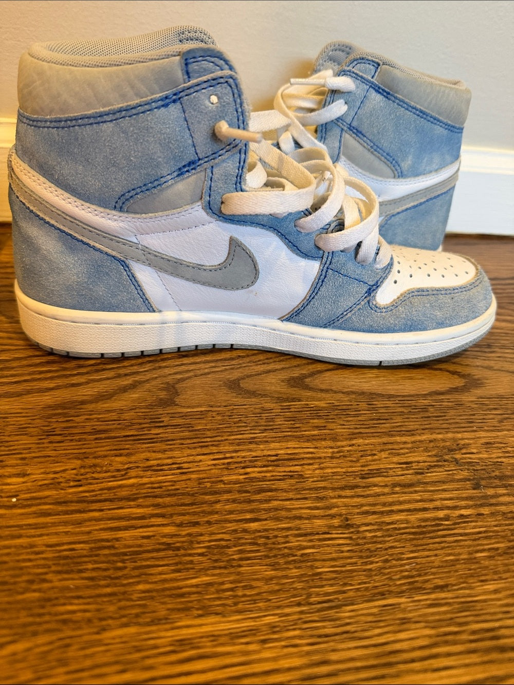 Air Jordan 1 High Top Sneakers - White & Light Blue Size 7.5