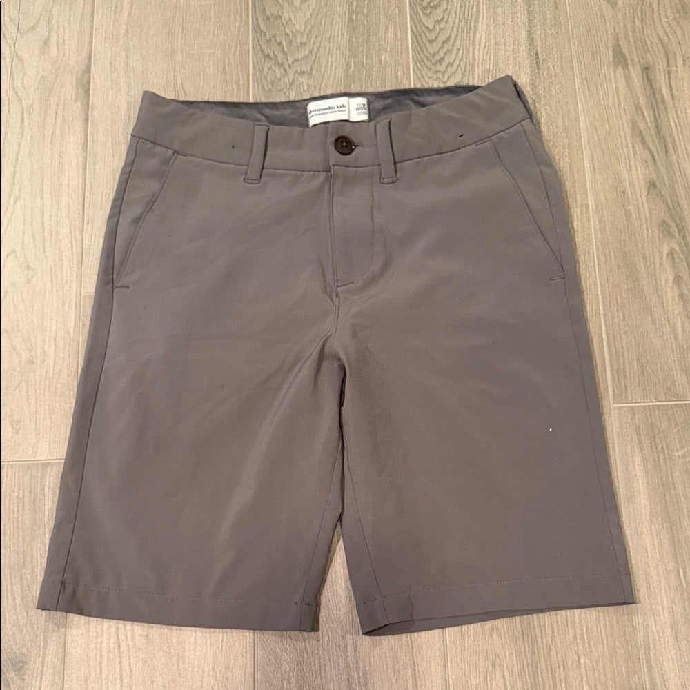 Abercrombie Kids Boys Gray Shorts Size 11/12