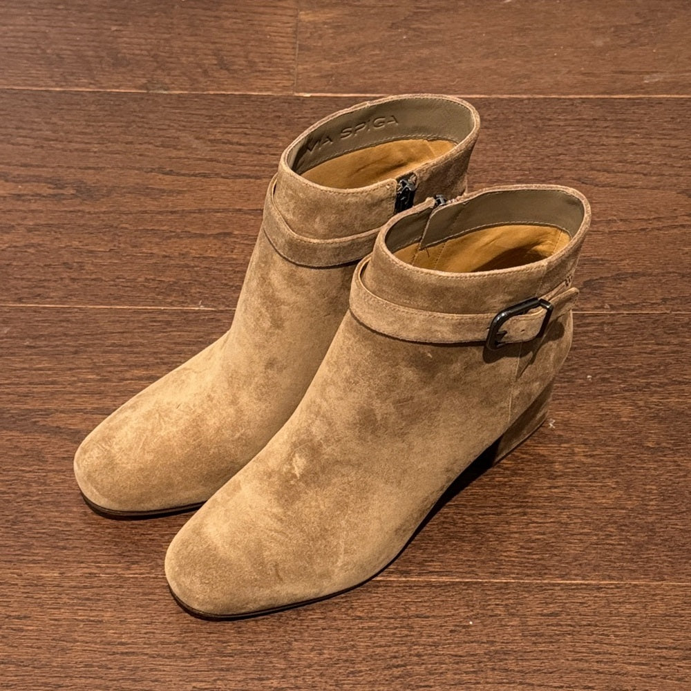 NWT Via Spiga Taupe Suede Ankle Booties Size 9