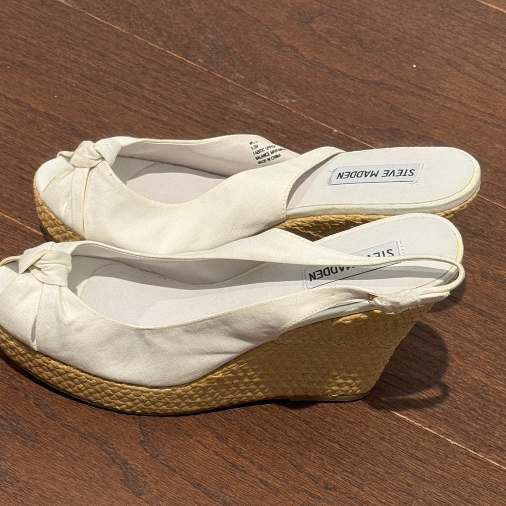 NWT Steve Madden Vallii White Espadrille Wedge Sandals Size 9.5