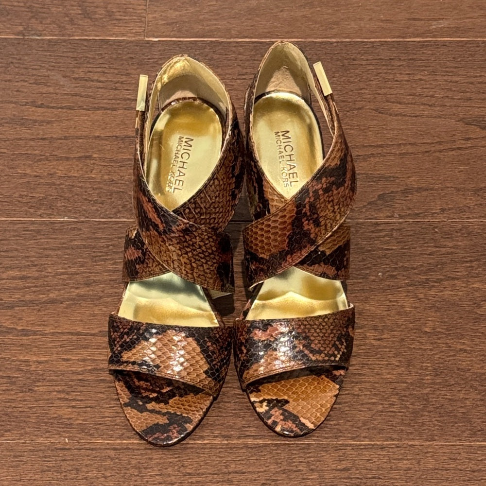 NWT Michael Michael Kors Women’s Beverly Sandal Brown Snakeskin Patterned Size 9