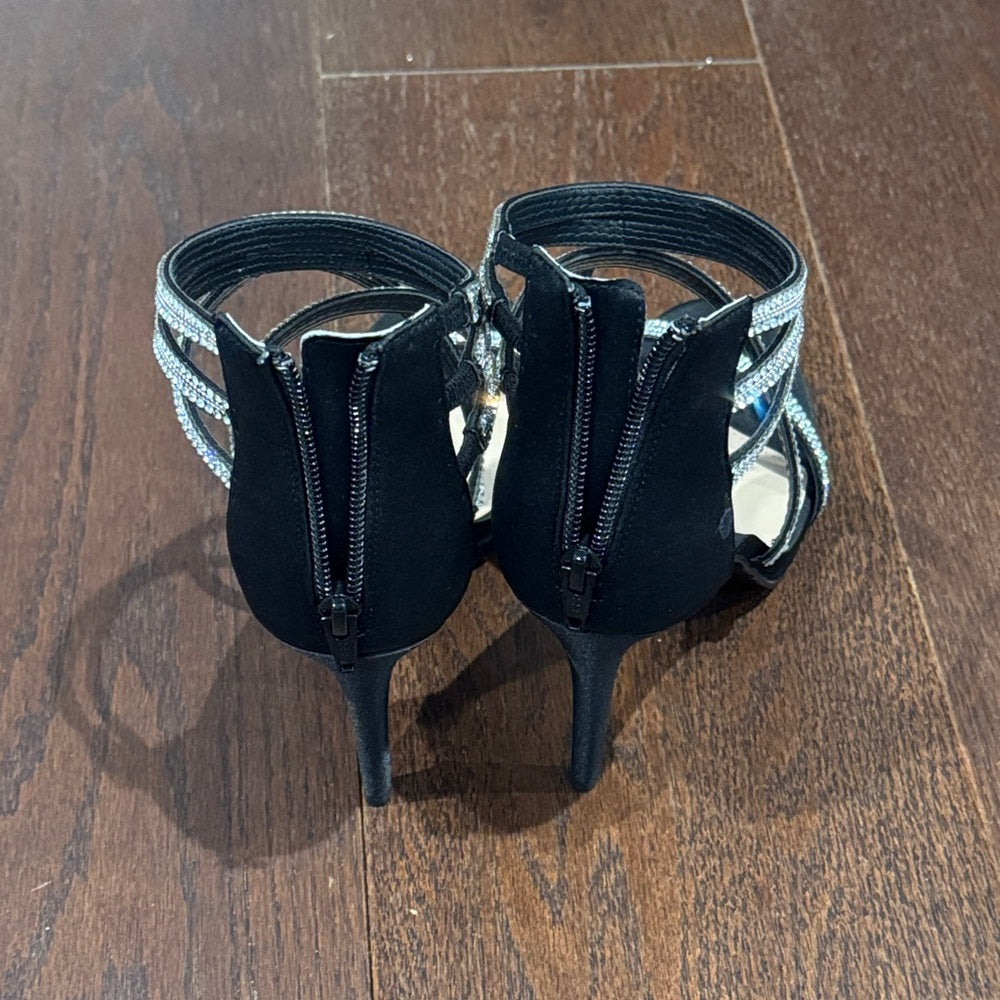 NWT MIA Women’s Black and Silver Strappy Heels Size 9.5