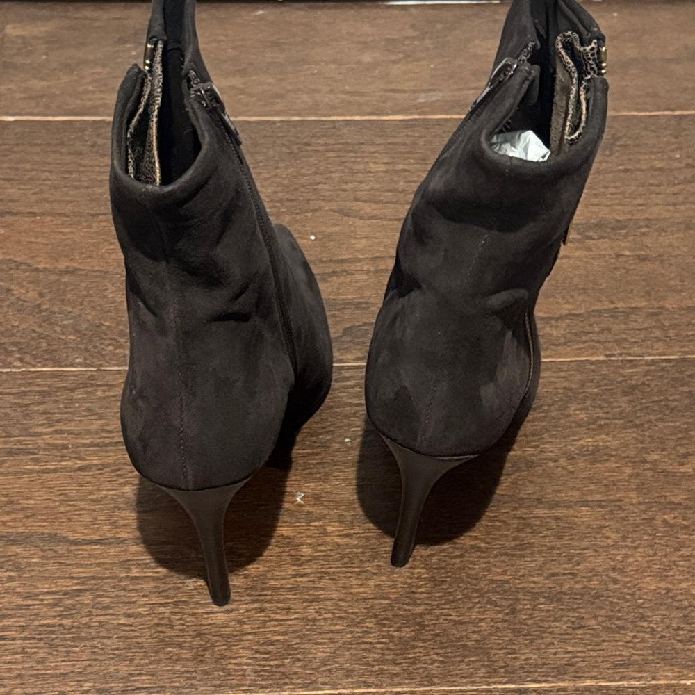 NWOT Moero Women’s Brown Ankle Boots Size 40/10