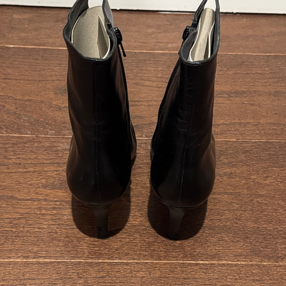 Stuart Weitzman Women’s Black Ankle Booties Size 8.5