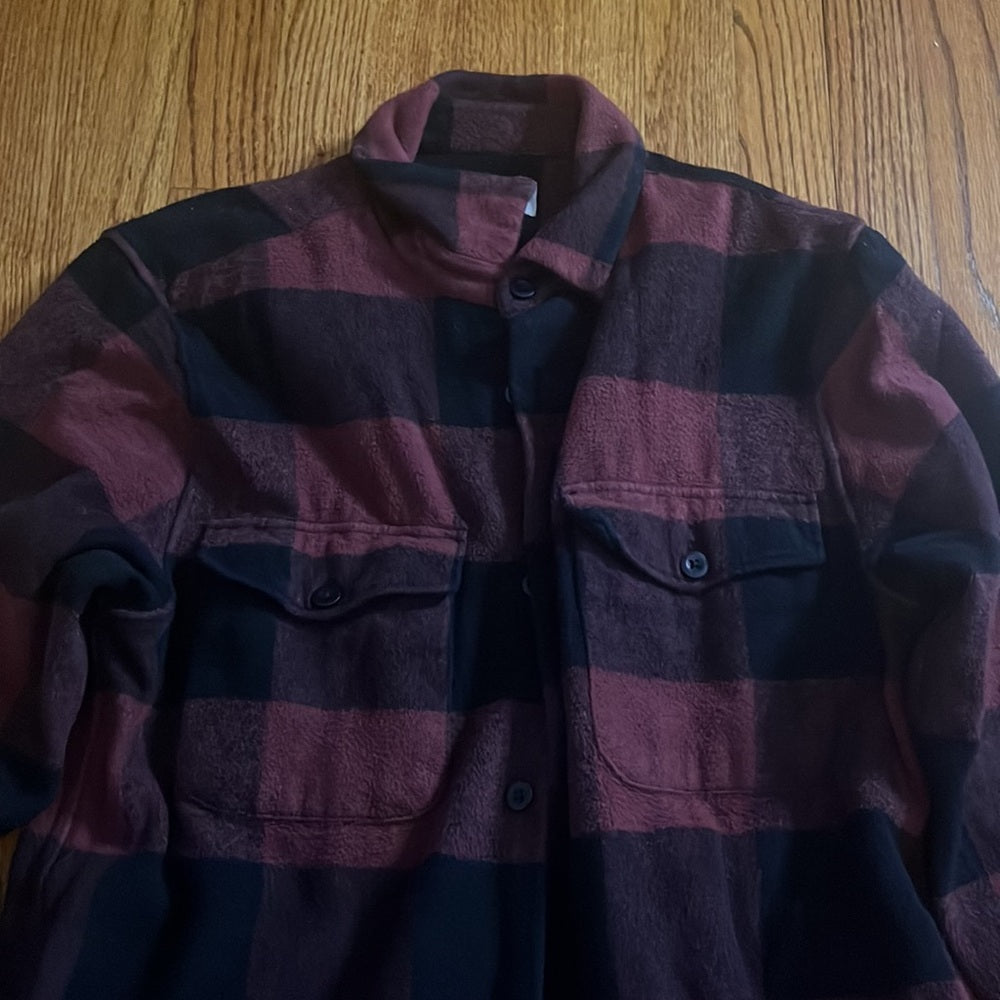Abercrombie Men’s Soft Red and Black Flannel Size M