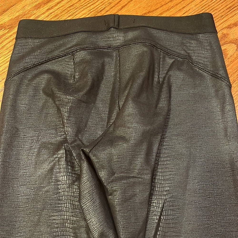 David Lerner Woman’s Black Leggings Size S