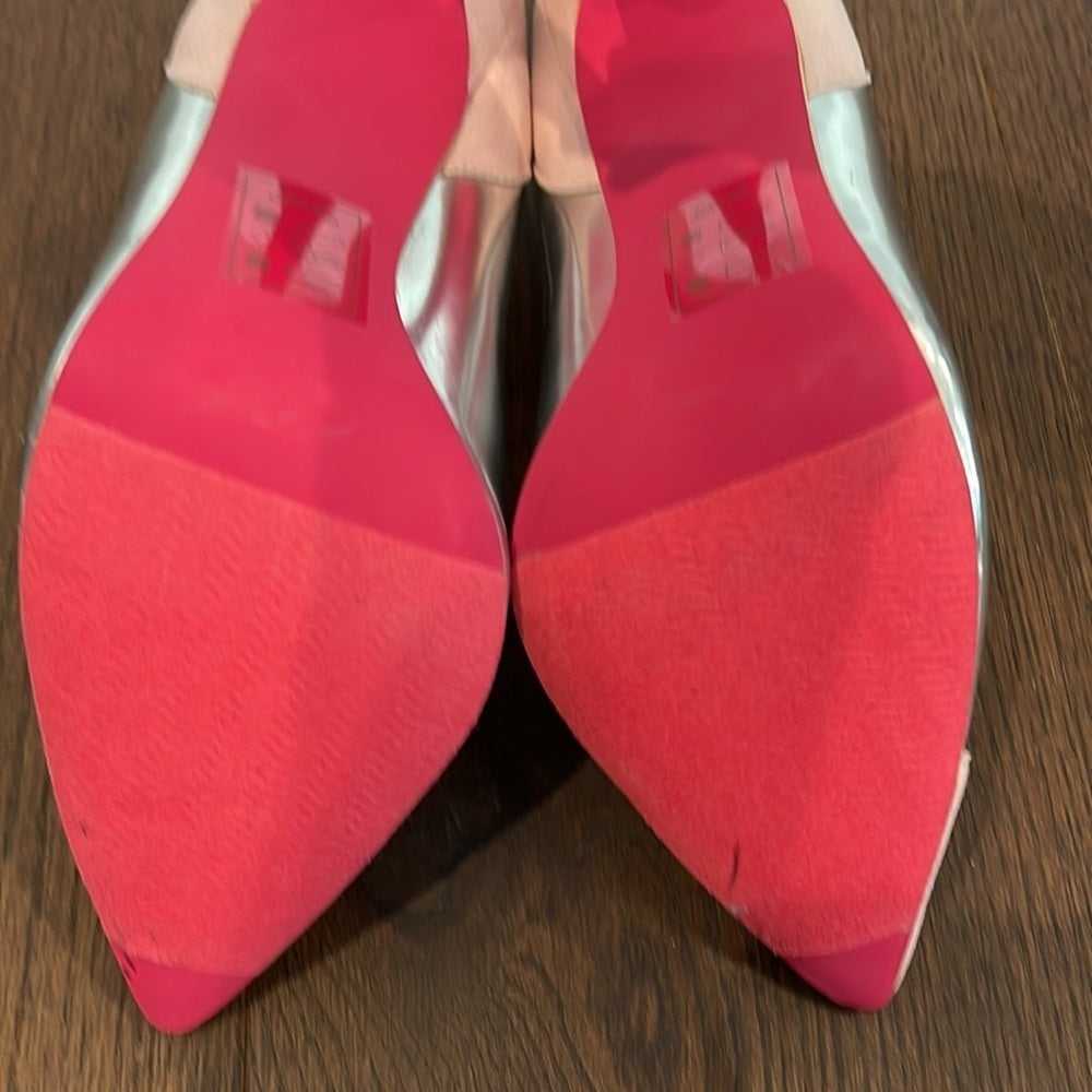 SIGNATURE Heeled Pink Shoes Size 8.5