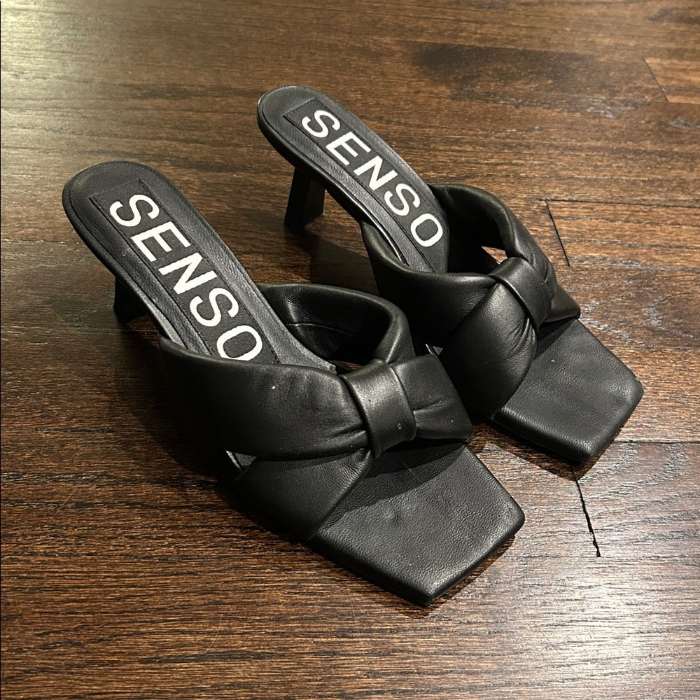 SENSO Women’s Black Knotted Mules Size 35/5