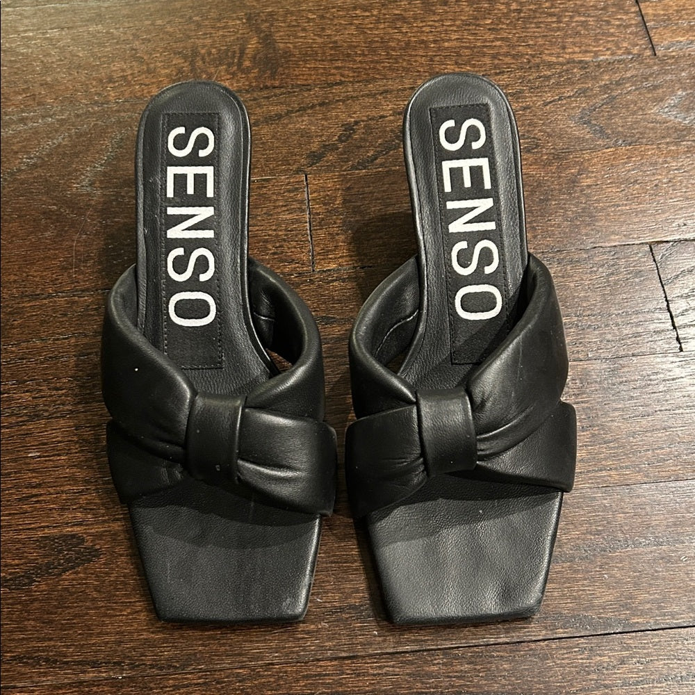 SENSO Women’s Black Knotted Mules Size 35/5