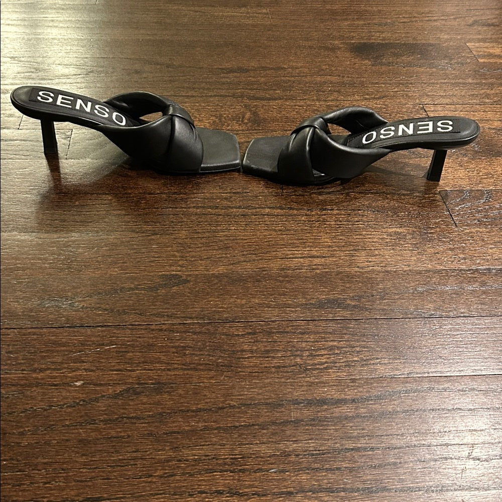 SENSO Women’s Black Knotted Mules Size 35/5