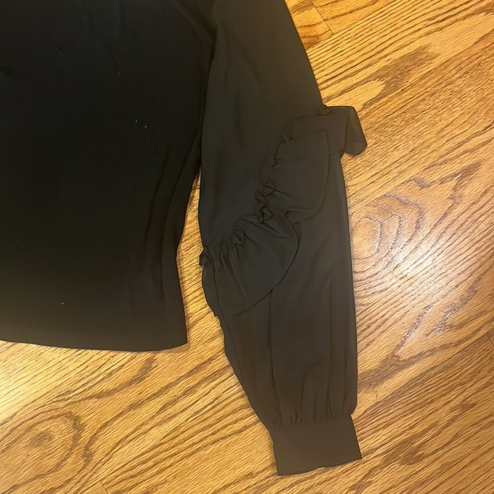 NWT Generational Love Woman’s Doni Black Top Size L