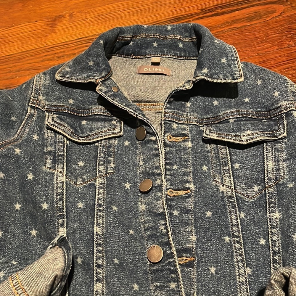 DL1961 Girl’s Jean Jacket with Stars Size M