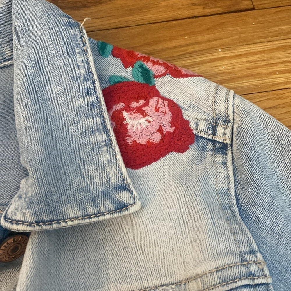 &Denim Girls Blue Denim Jacket With Flower Detailing Size 9-10Y