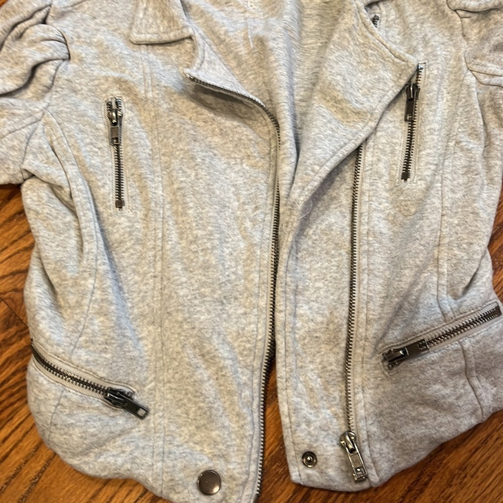 Chaser Girl’s Grey Jacket Size 6