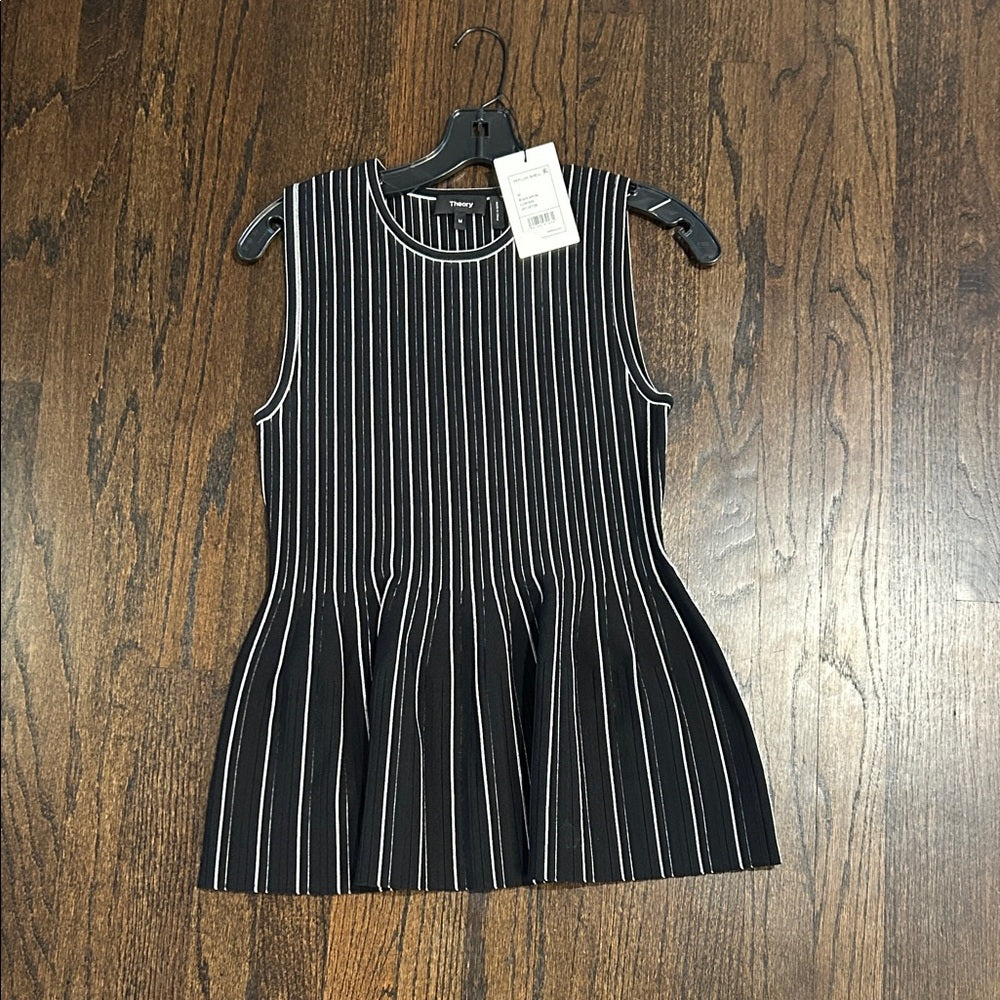 NWT Theory Women’s Black and White Striped Sleeveless Blouse Size Medium