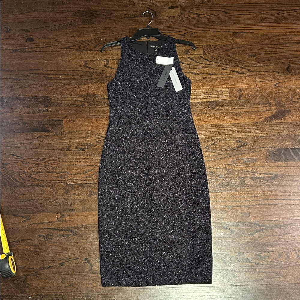 NWT Black Halo Women’s Elegant Black Sleeveless Shimmer Dress Size 8