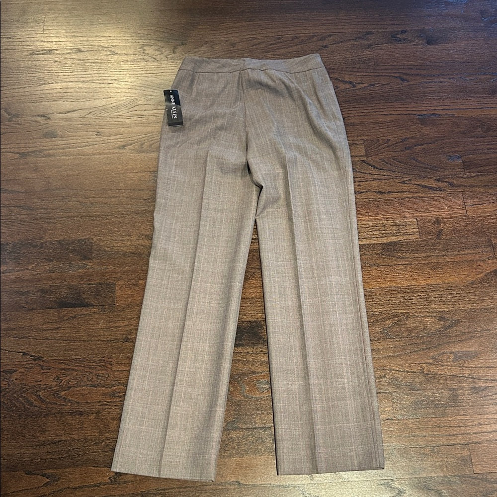 NWT Anne Klein Women’s Taupe Dress Pants Size 4