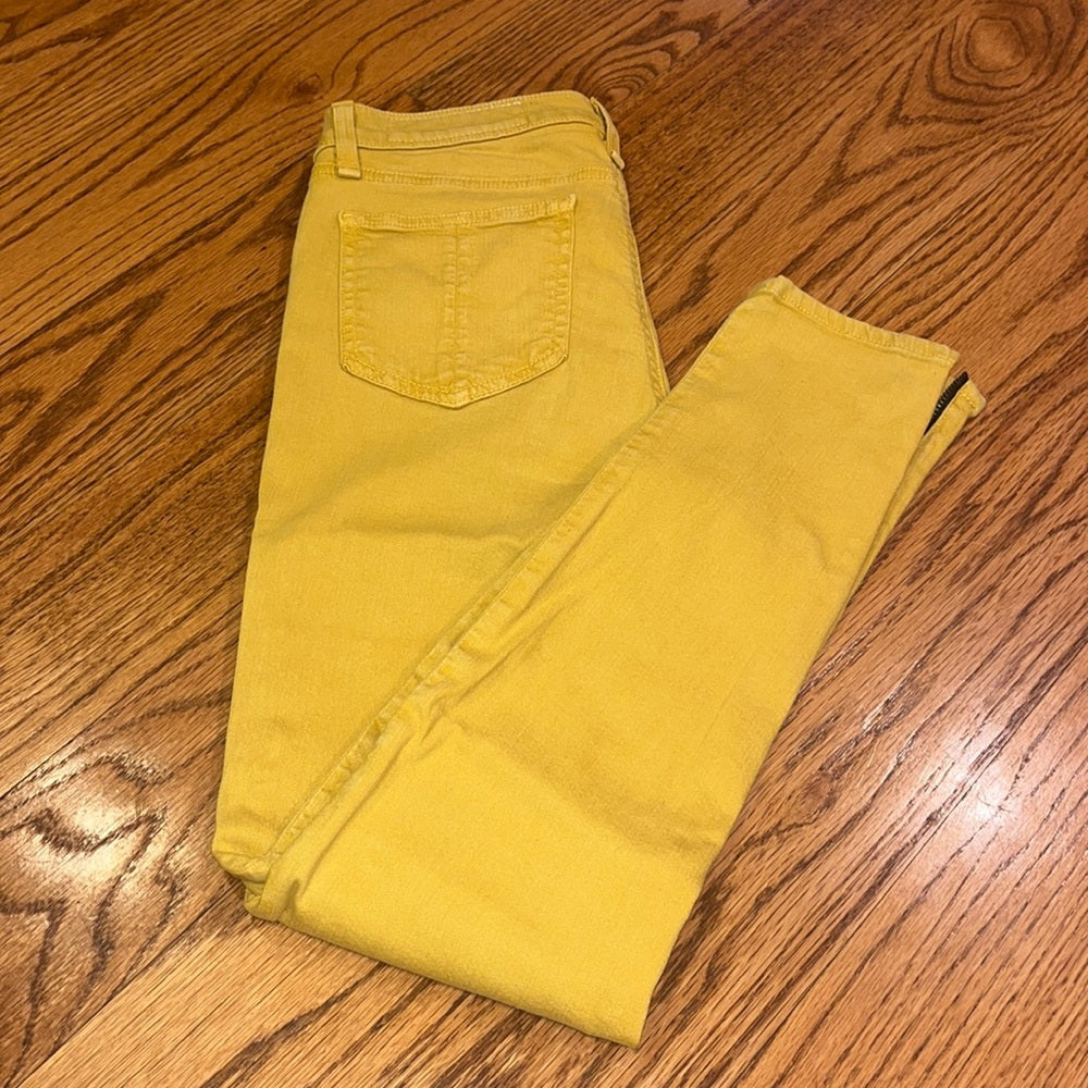 Rag & Bone Woman’s Mustard Zipper Capri Jeans Size 26