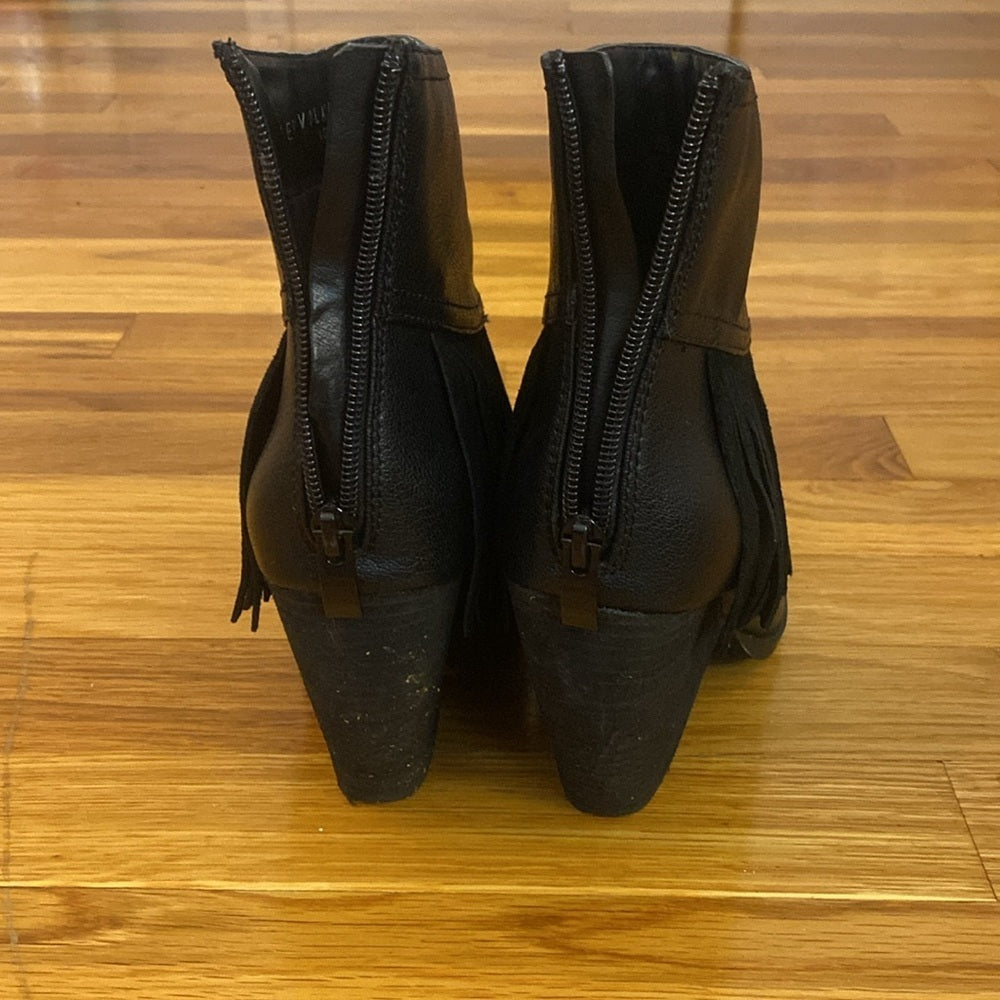 Very Volatile Women’s Black Heeled Boots With Fringe Size 7.5