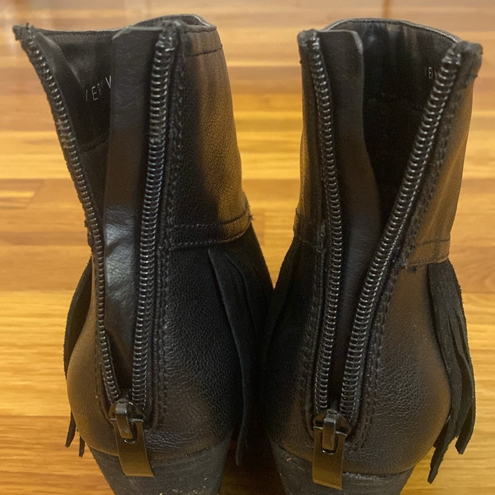 Very Volatile Women’s Black Heeled Boots With Fringe Size 7.5