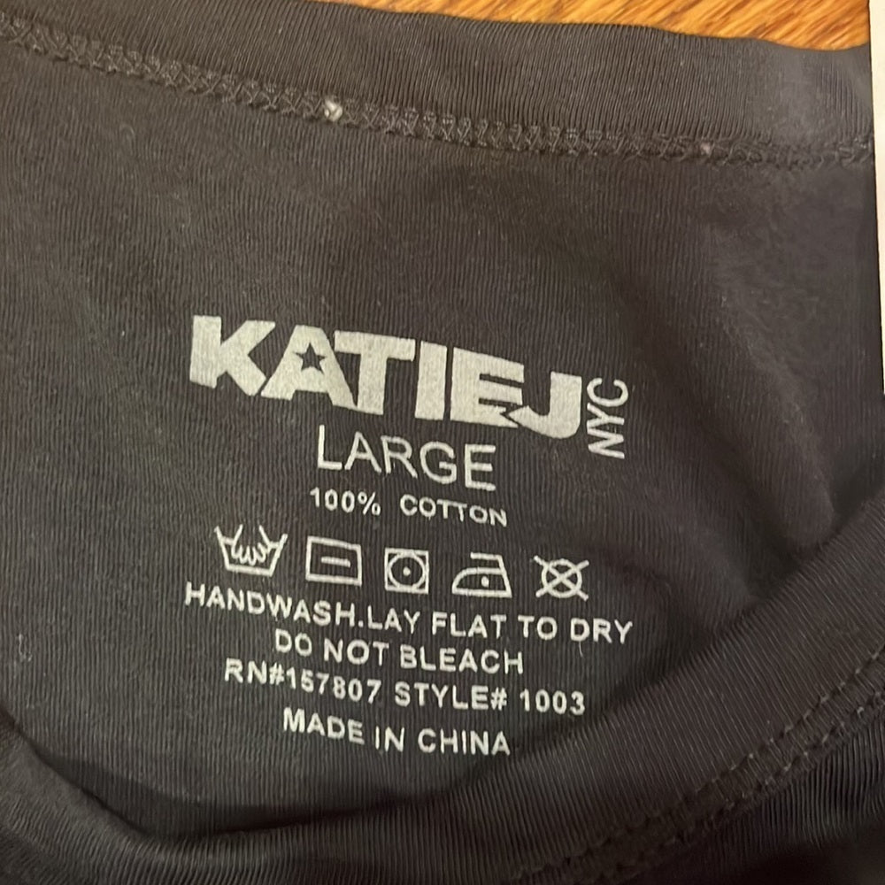 NWT Katie J NYC Junior’s Black Tie Short Sleeve Size L