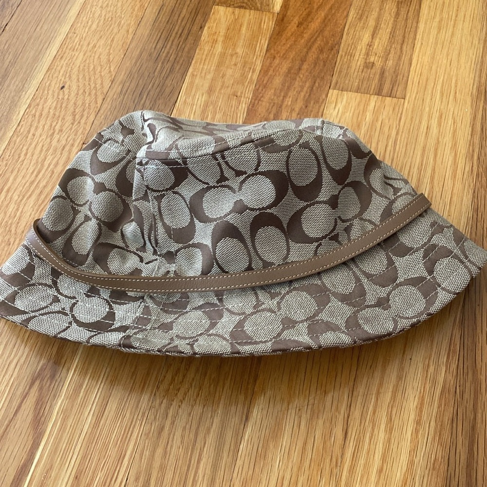 Coach Women’s Tan Logo Bucket Hat OS