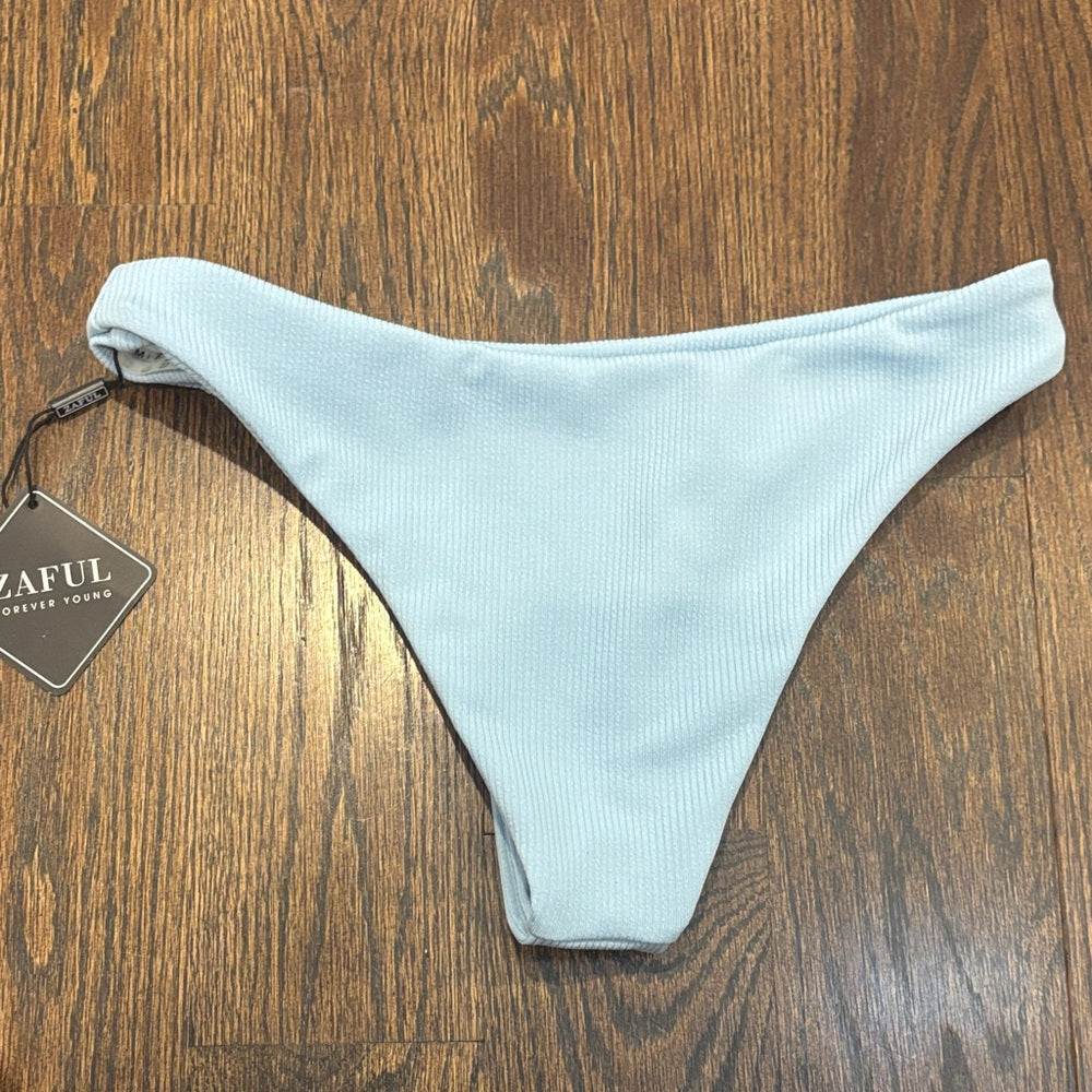 NWT Zaful Women’s Sky Blue Ribbed Bikini Size 6