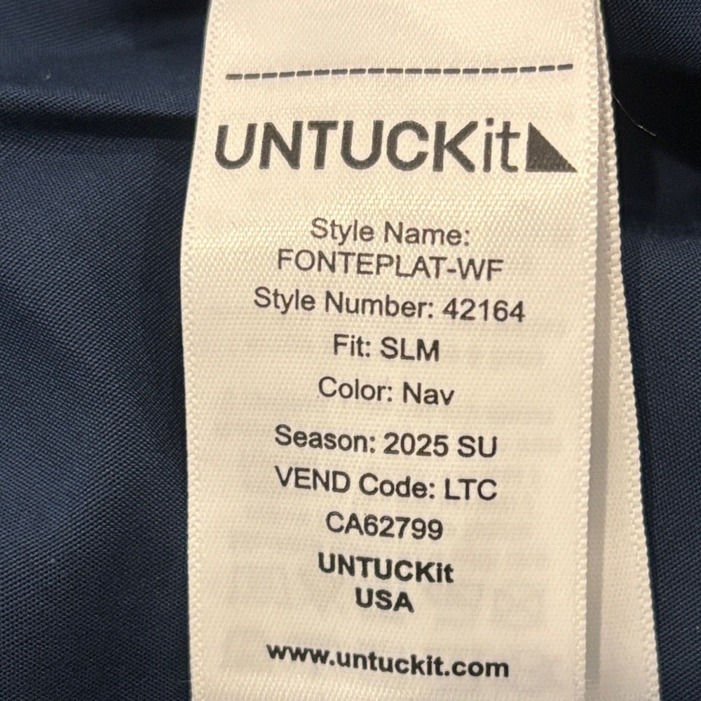 NWT UNTUCKit Men’s Dark Blue Casual Button Down Shirt Size Medium