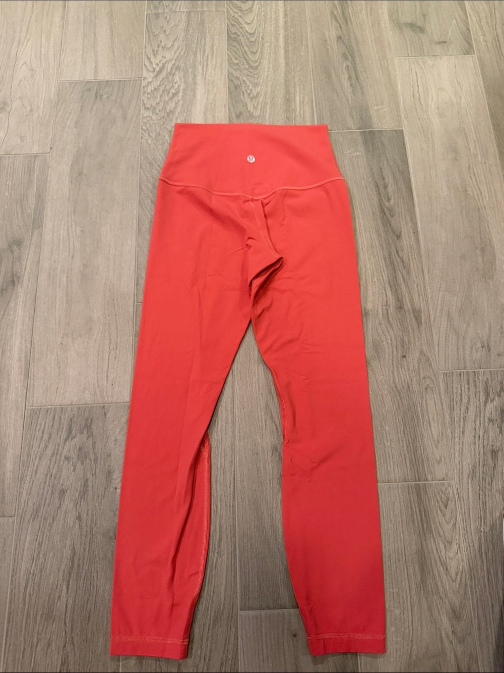 Lululemon Woman’s Coral Active Leggings Size 4