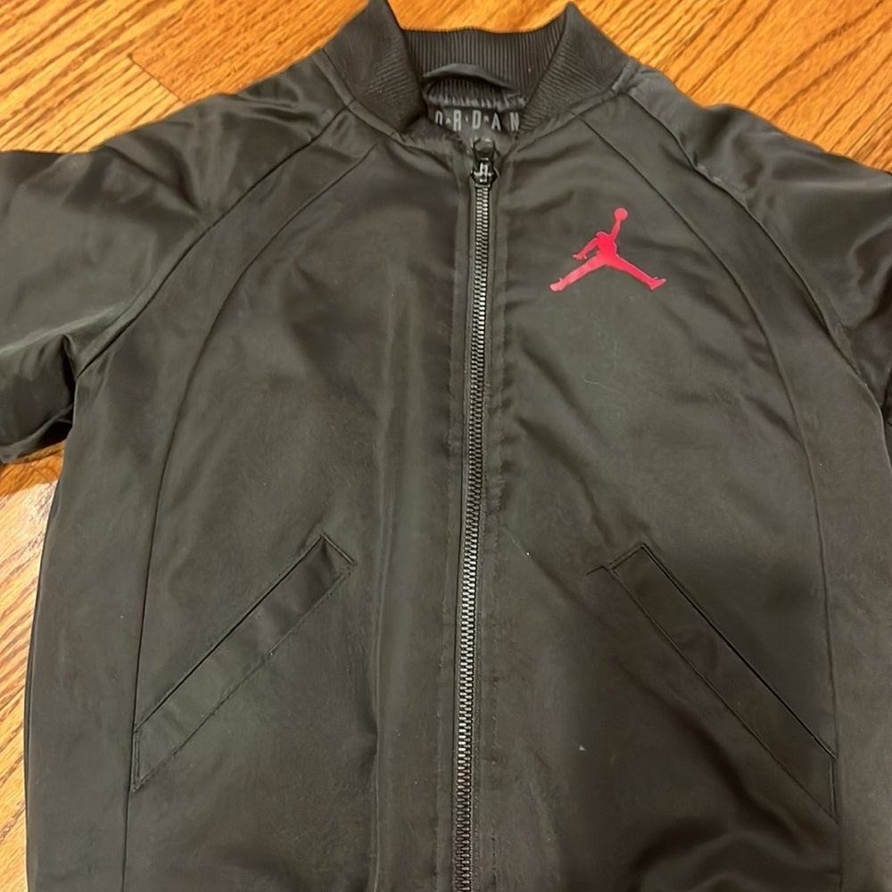 Jordan Boy’s Black Jacket Size XS 4