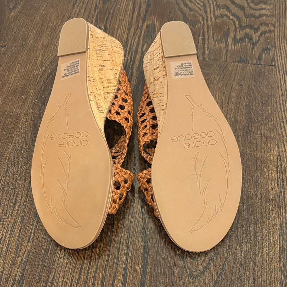 Andre Assous Women's Platform Brown Braided Sandals Size 10