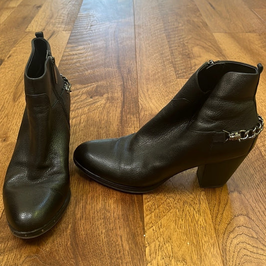 Circus Sam Edelman Woman’s Heeled Booties Size 8M