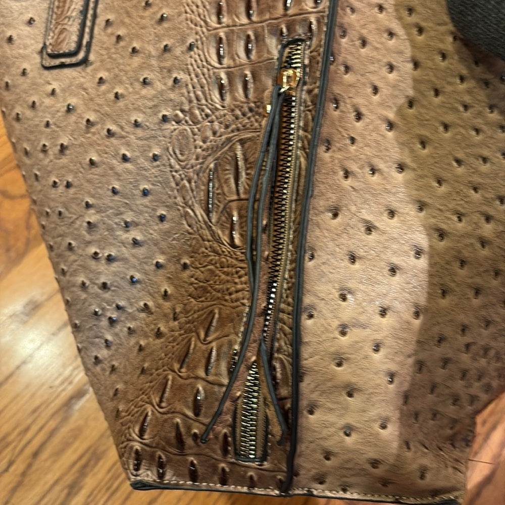 Woman’s Brown Shoulder Bag Tote