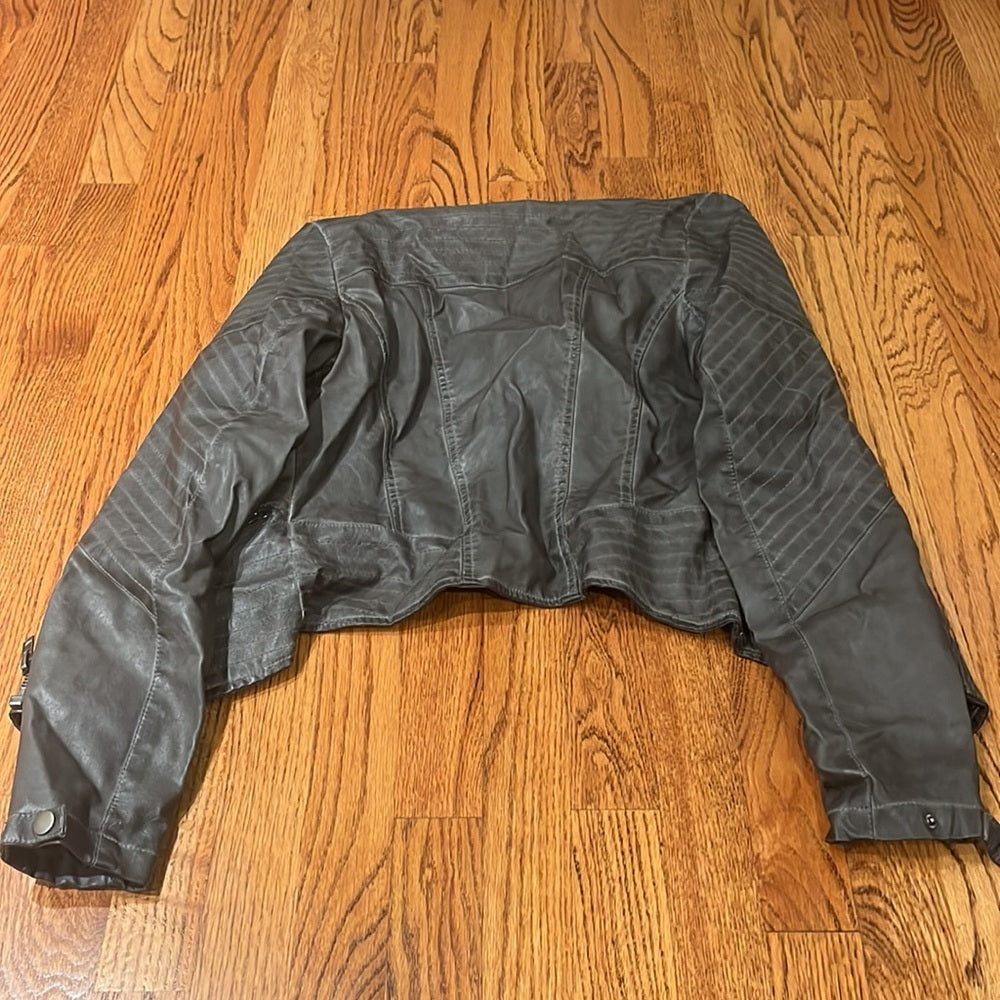 RD Style Woman’s Grey Jacket Size S
