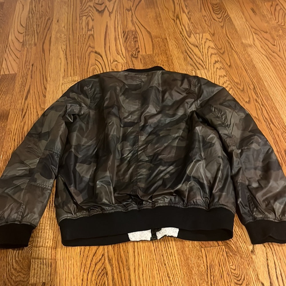Rd Style Woman’s Camo Bomber Jacket Size M