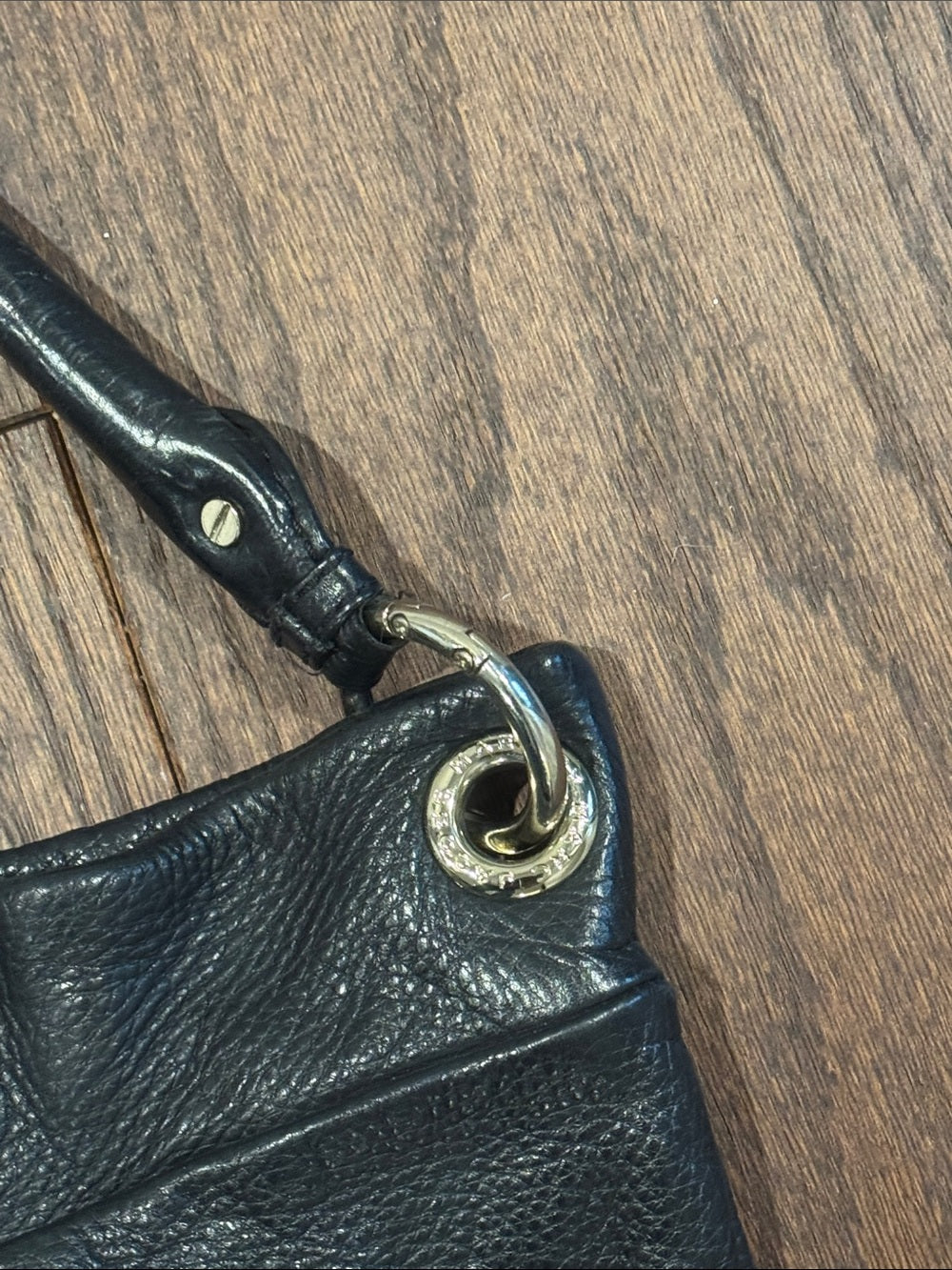Marc by Marc Jacobs Black Pebbled Leather Shoulder Bag with Gold Plaque