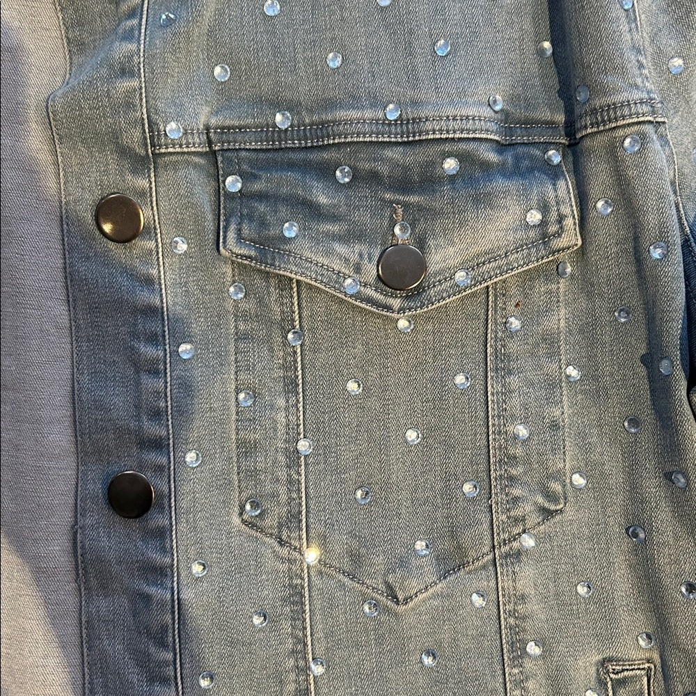 Elliott Lauren Women’s Light Blue Denim Jacket with Rhinestones Size 10