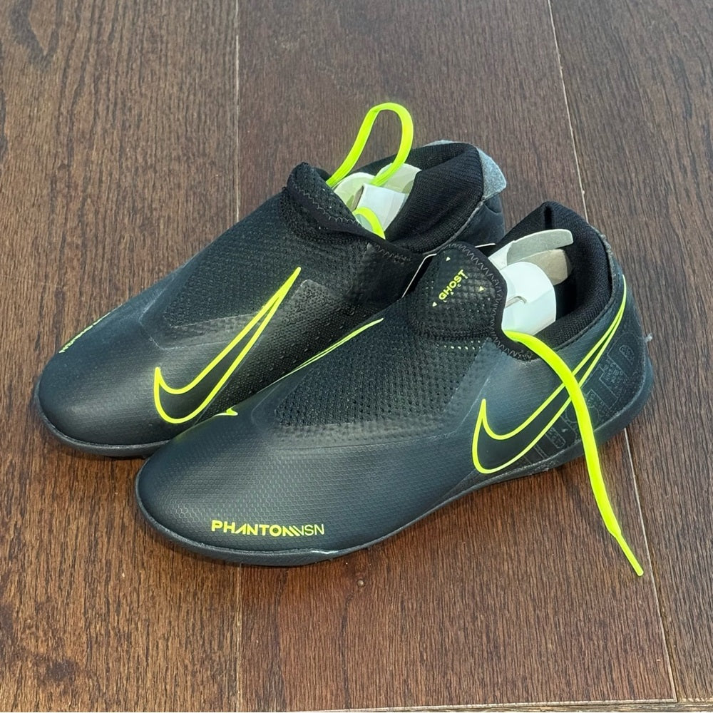 NWT Nike Men’s PHANTOM VSN ACADEMY DF TF - BLACK/VOLT Yellow  Cleats Size 6.5