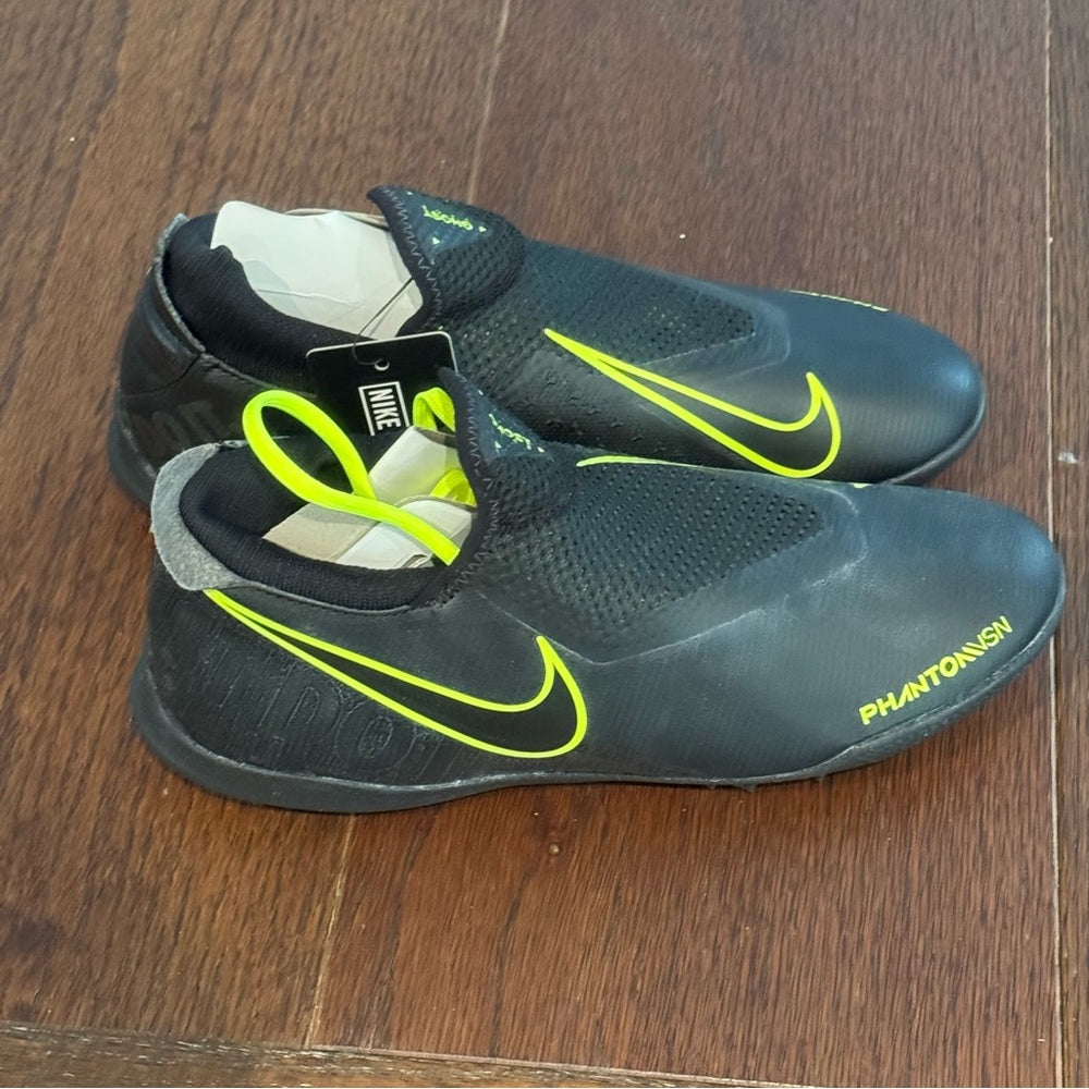 NWT Nike Men’s PHANTOM VSN ACADEMY DF TF - BLACK/VOLT Yellow  Cleats Size 6.5