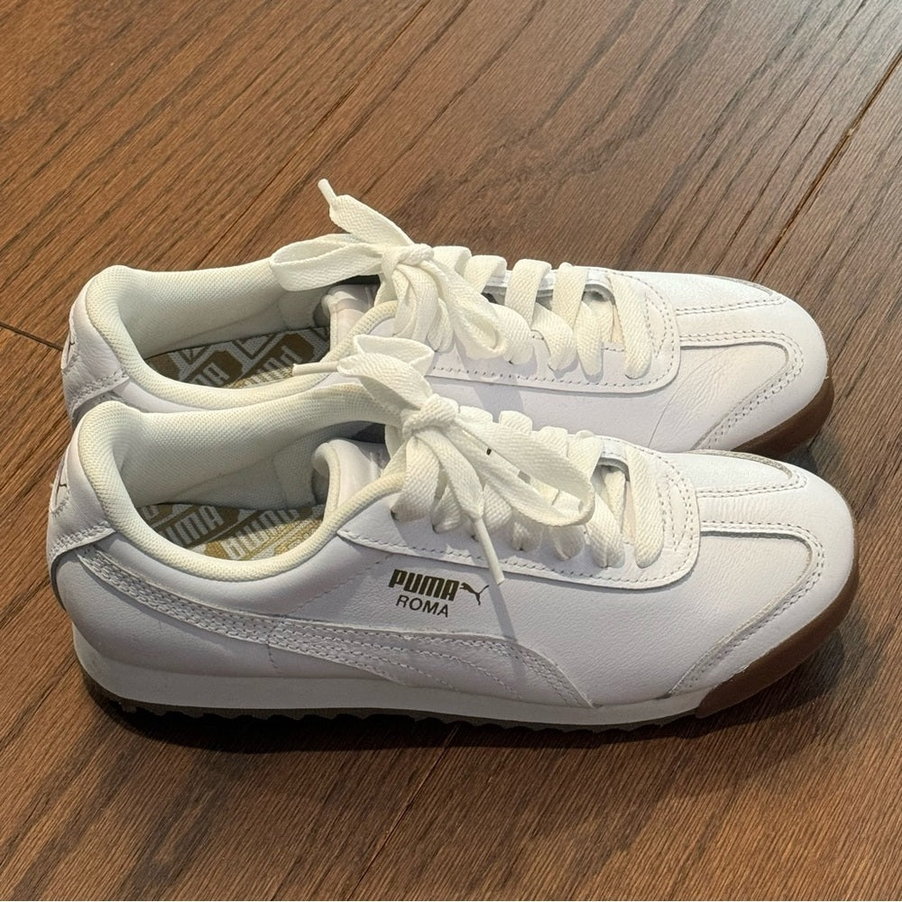 Puma Roma Kids White Sneakers Size 5.5