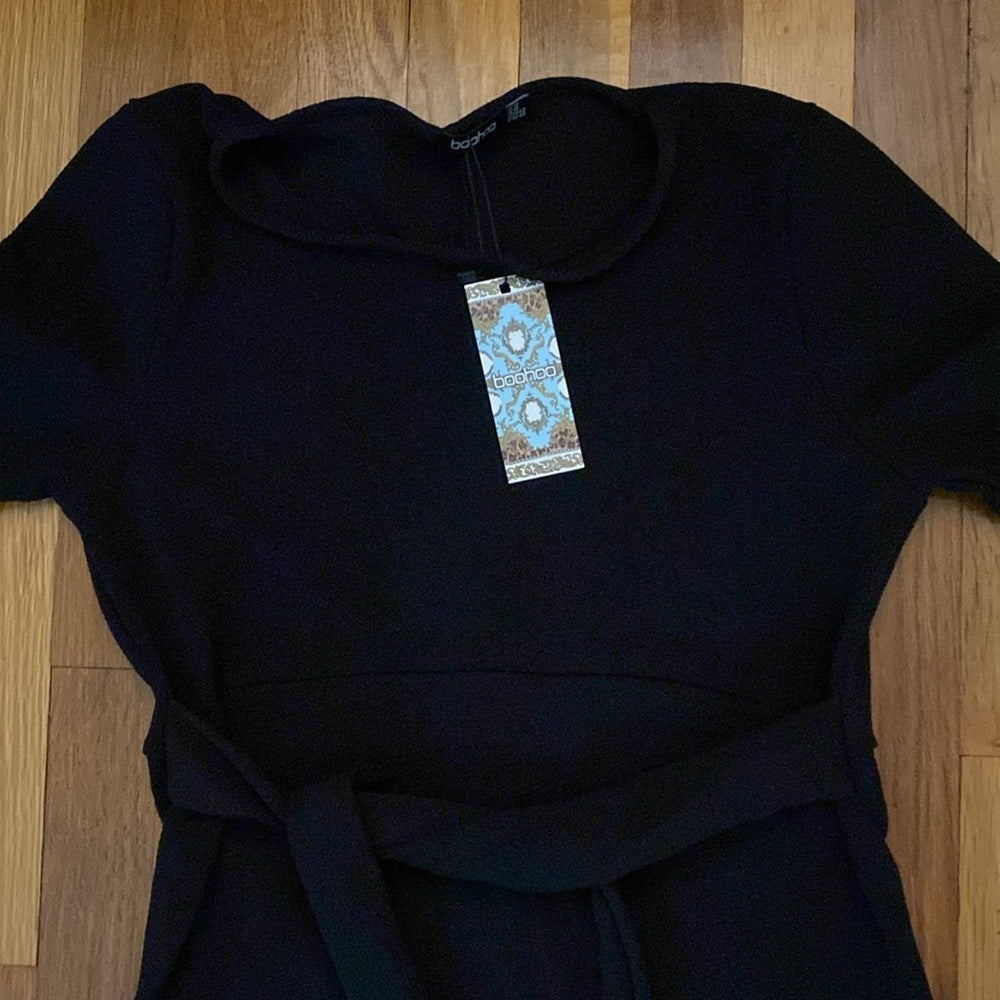 NWT Boohoo Women’s Black Tie Front T-Shirt Dress Size 10
