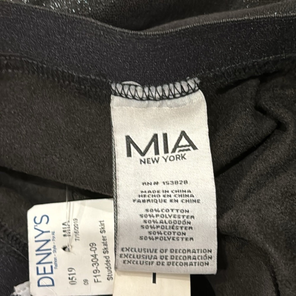 NWT MIA Girls Skirt Black and Silver Size Large