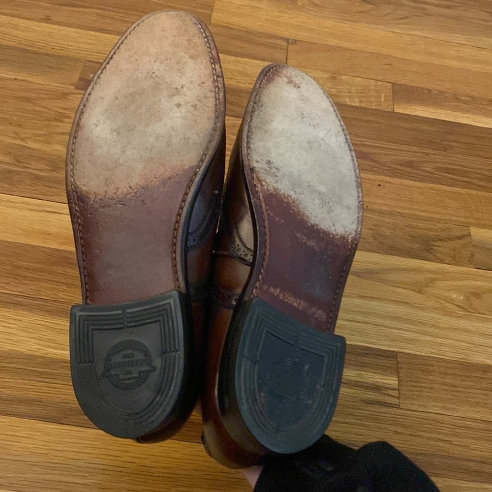 The Florsheim Shoe Men’s Brown Shoes Size 9