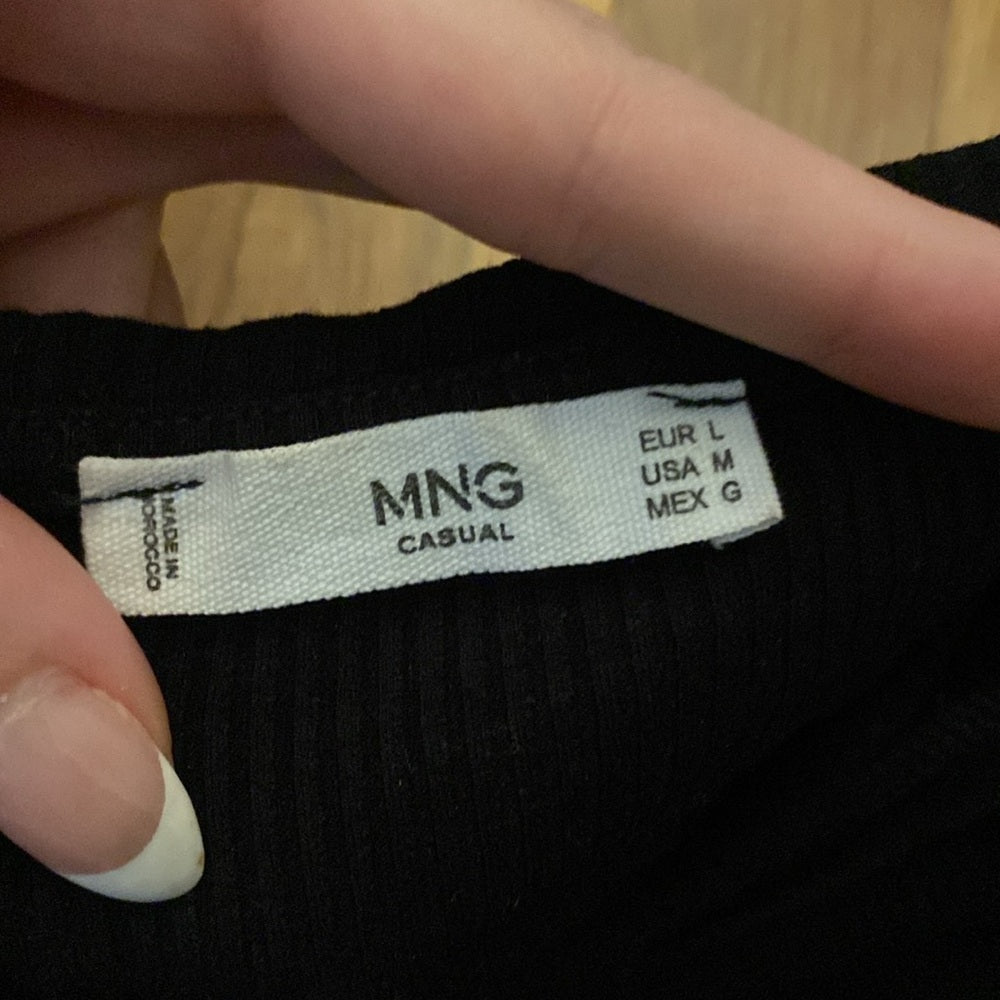 MNG Casual Women’s Black Ribbed Blouse Size L