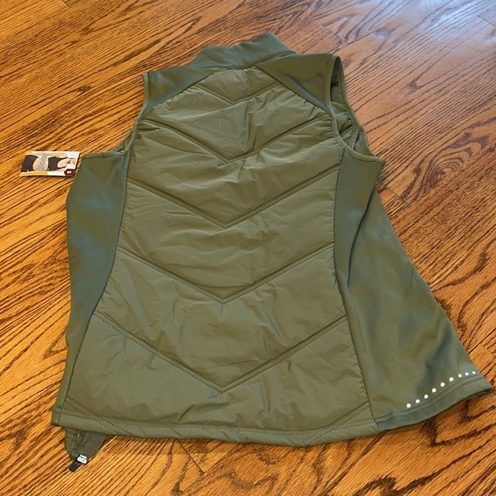 NWT Avia Woman’s Olive Leaves Vest Size S (4-6)