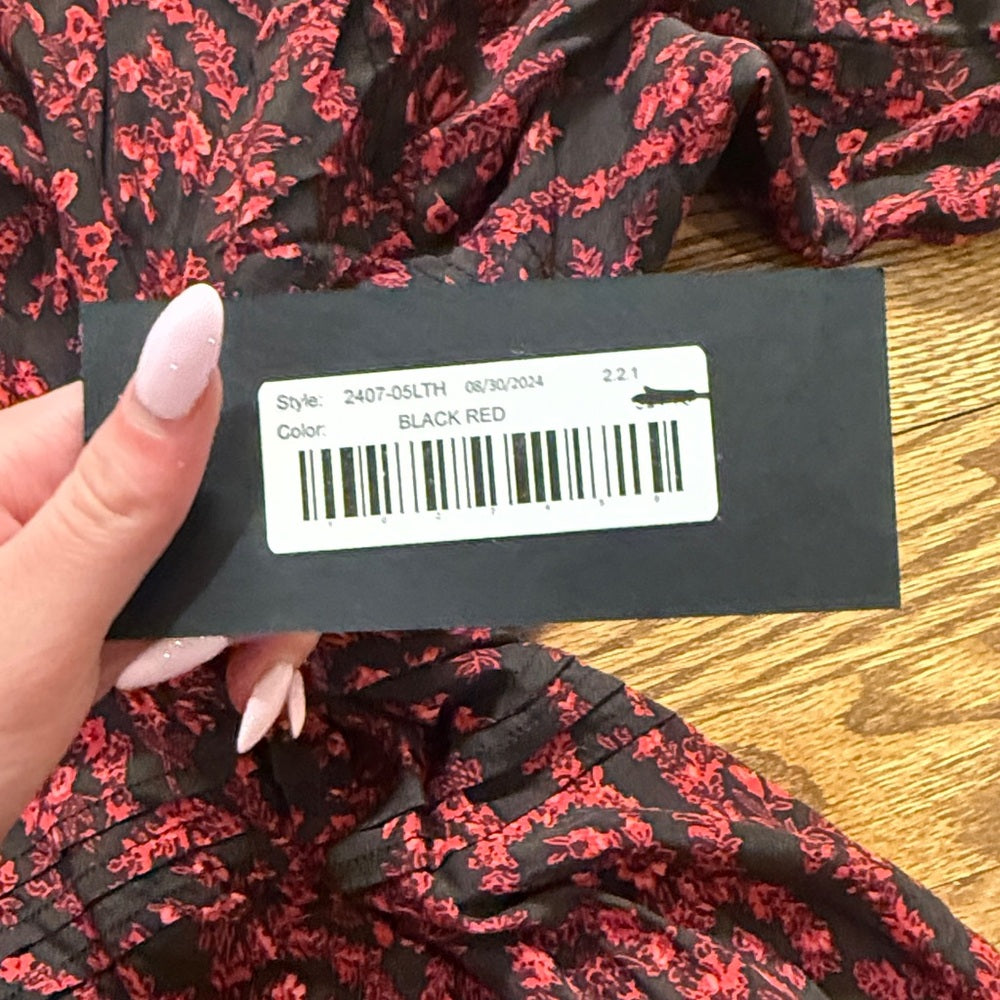 NWT Olivaceous Black Blouse with Red Floral Print Size Small